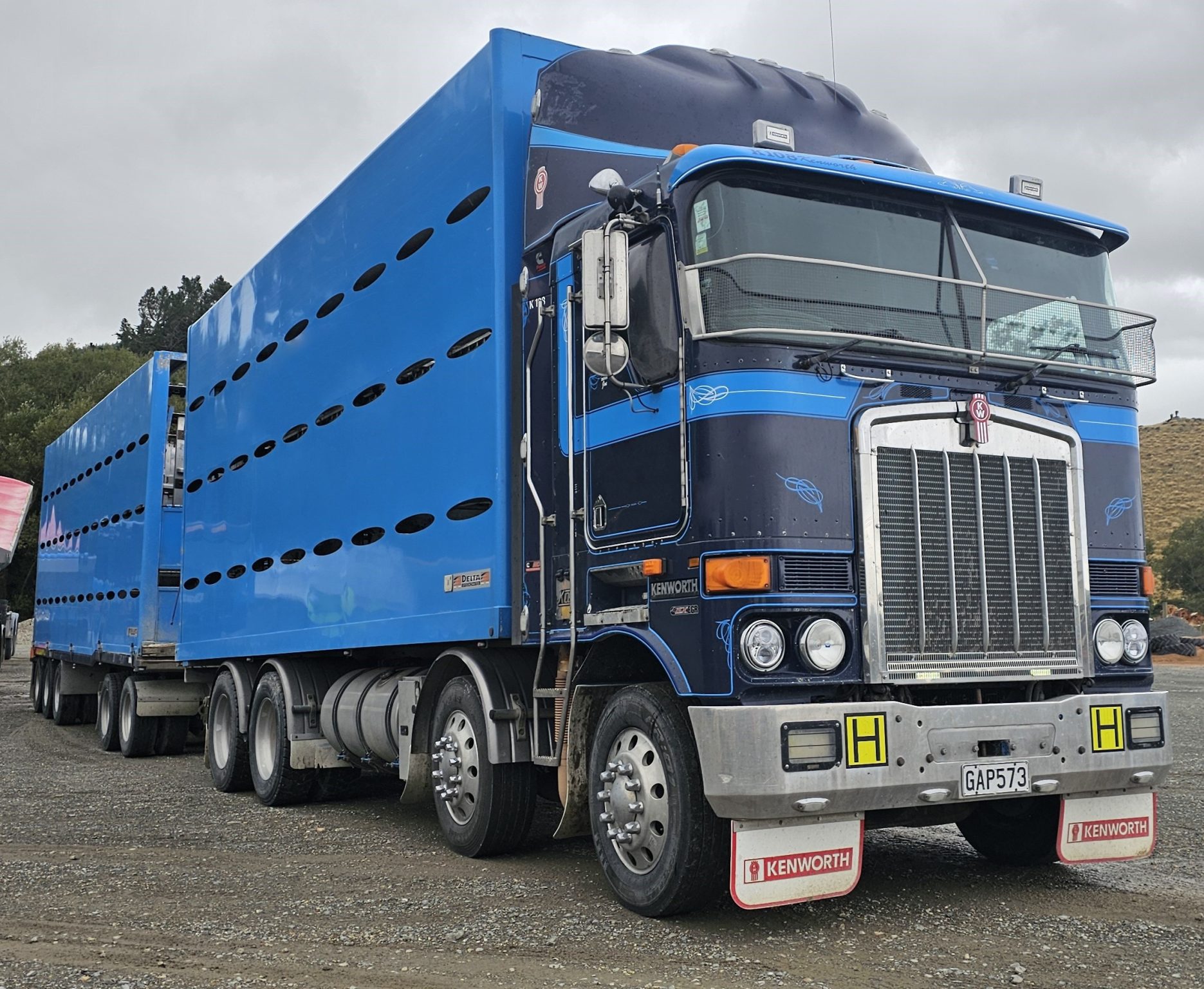 2011 Kenworth K108 9 Axle Unit - NZT Group