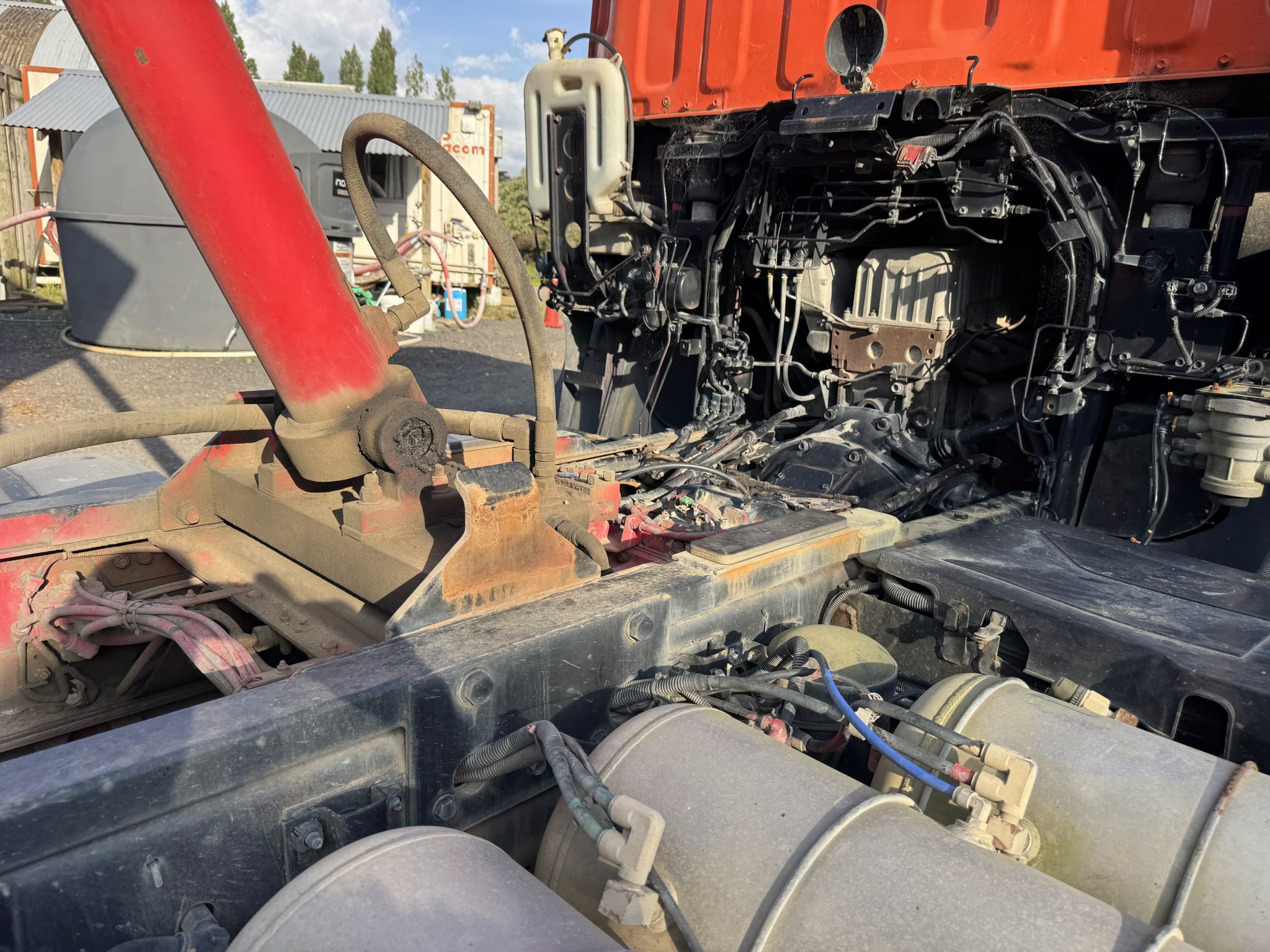 2007 Isuzu EXZ460 6x4 Alloy Tipper - Image 10
