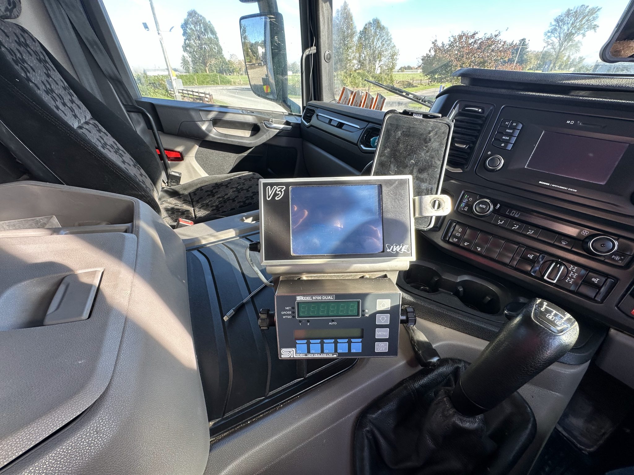 2019 Scania P450 XT Spreader - Image 7