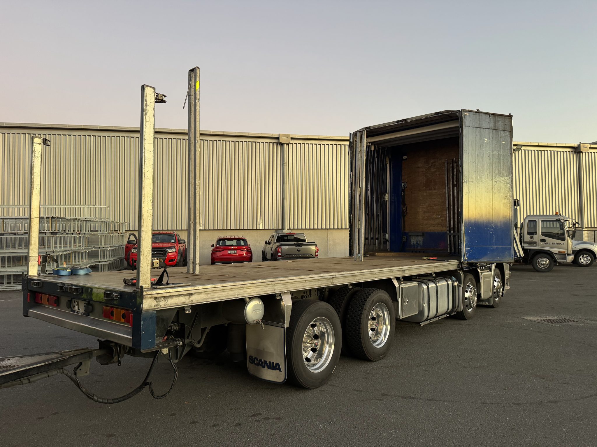 2015 Scania G400 Sliding Curtainsider - Image 8