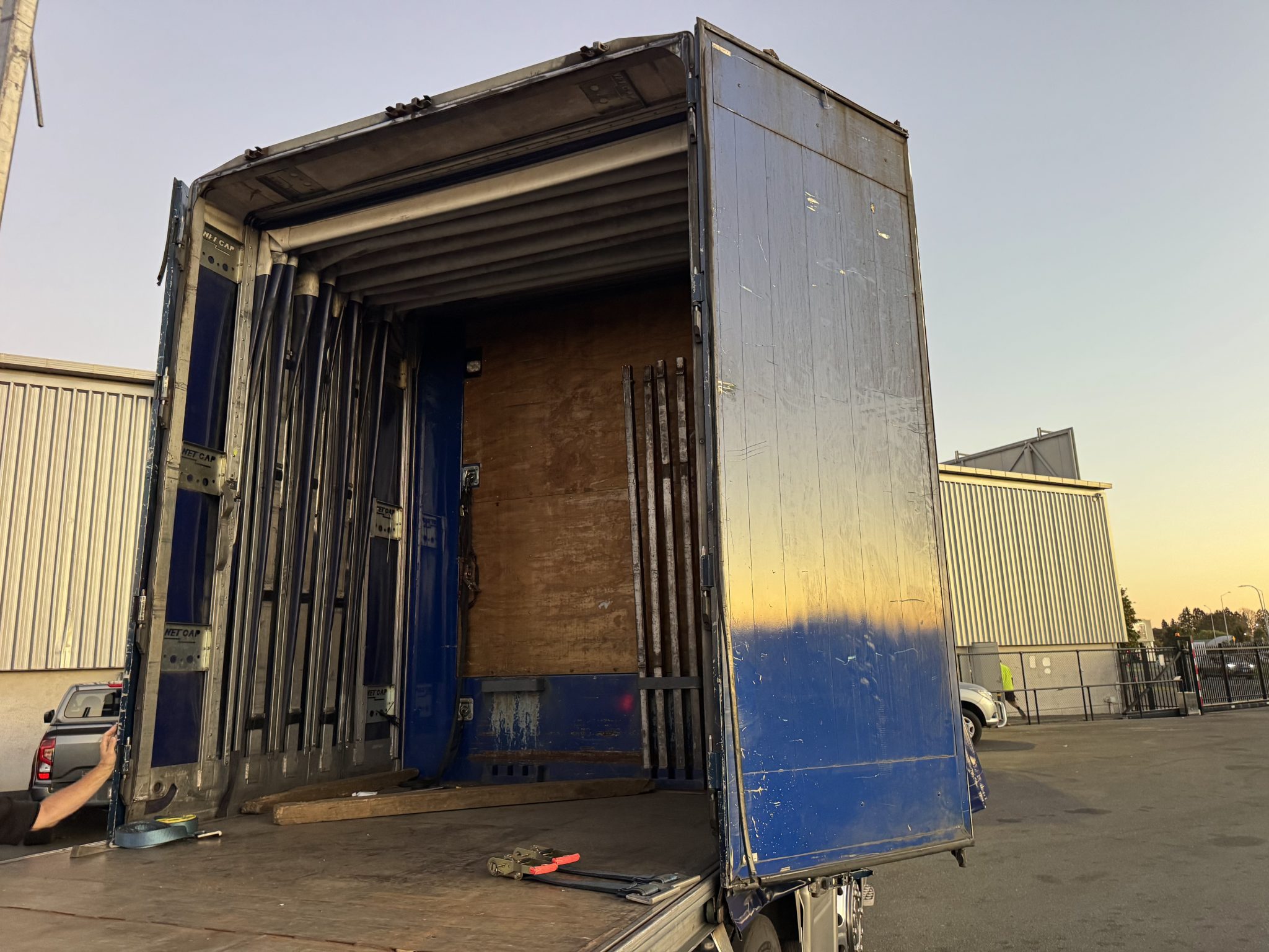2015 Scania G400 Sliding Curtainsider - Image 5