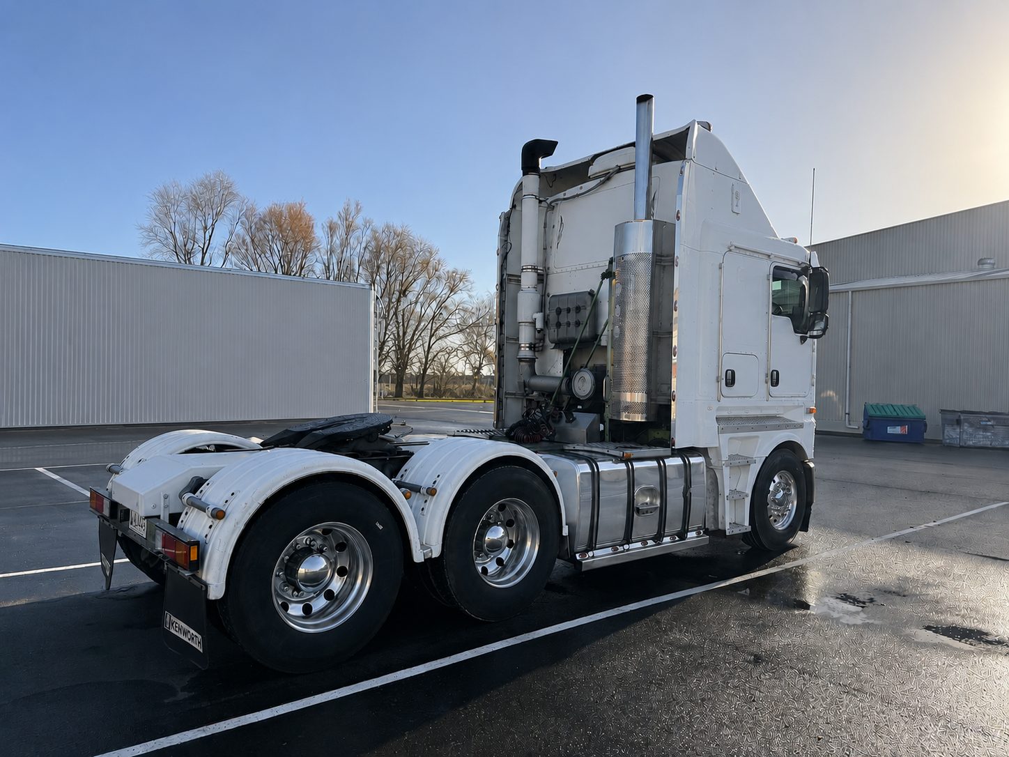 2010 Kenworth K200 6x4 Tractor Unit - Image 5